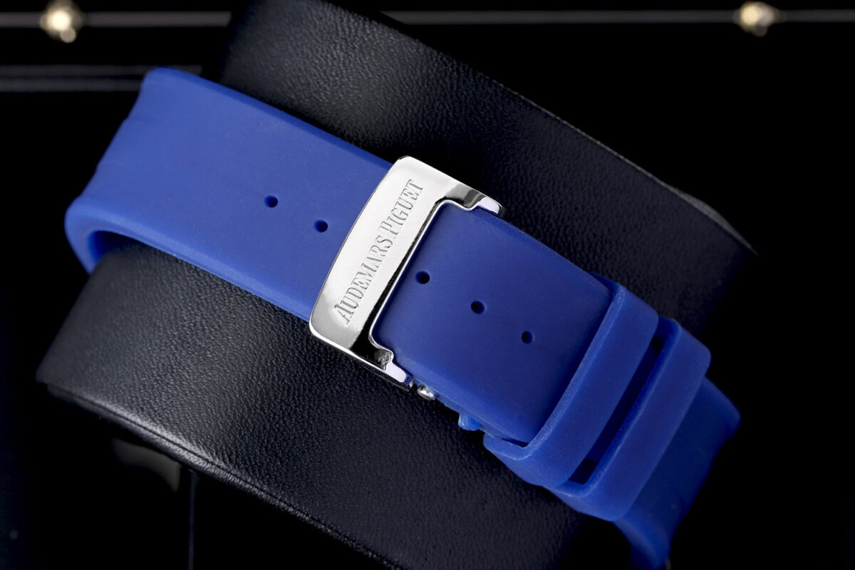 Audemars Piguet Royal Oak Chronograph Stainless Steel Watch Blue Rubber Strap Replica