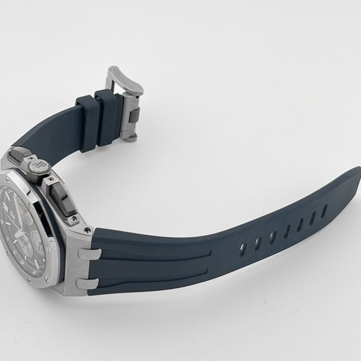 Audemars Piguet Royal Oak Offshore Chronograph Titanium Blue Dial Replica