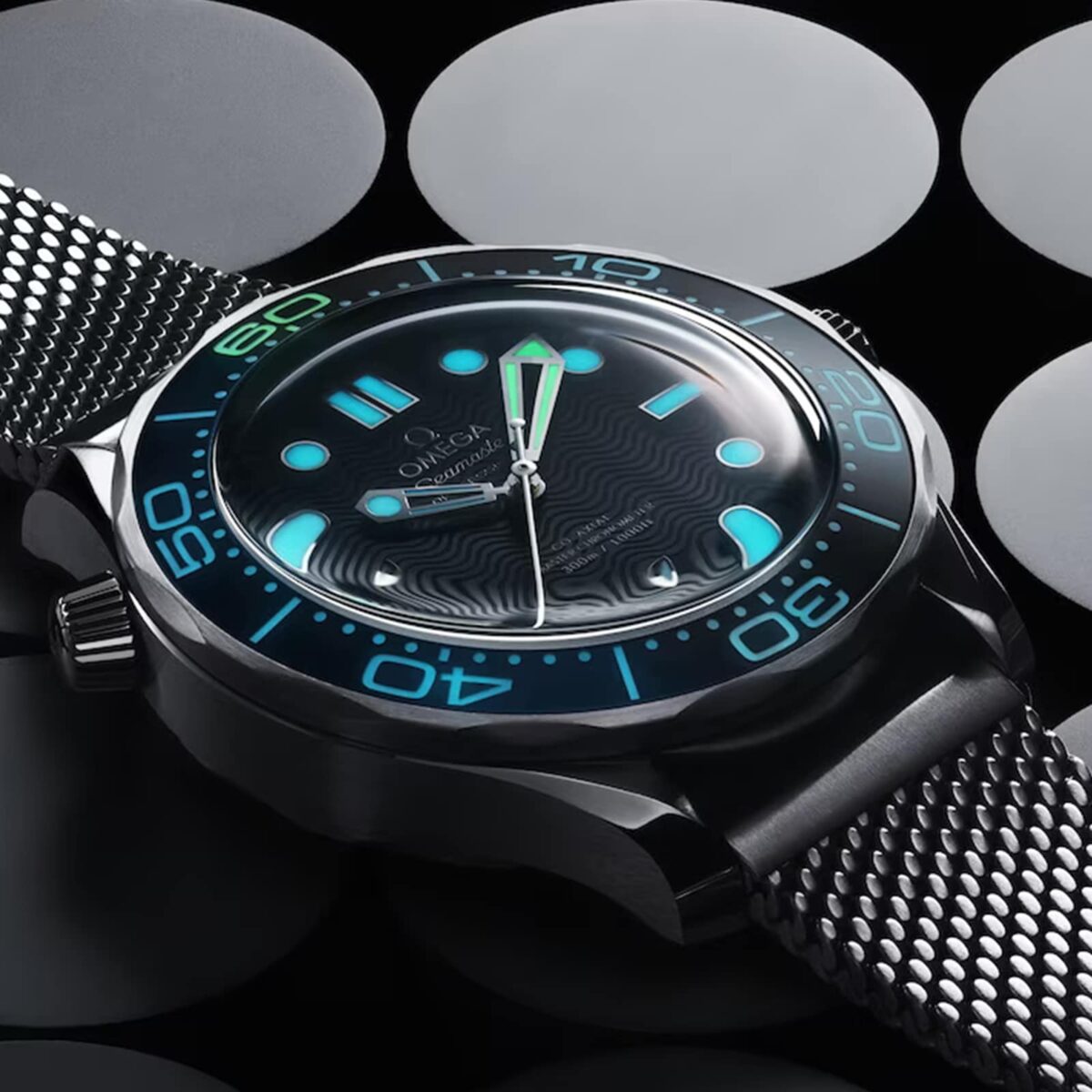 Omega Seamaster Diver 300m Co-Axial Master Chronometer 42mm James Bond 007 60th Anniversary Replica