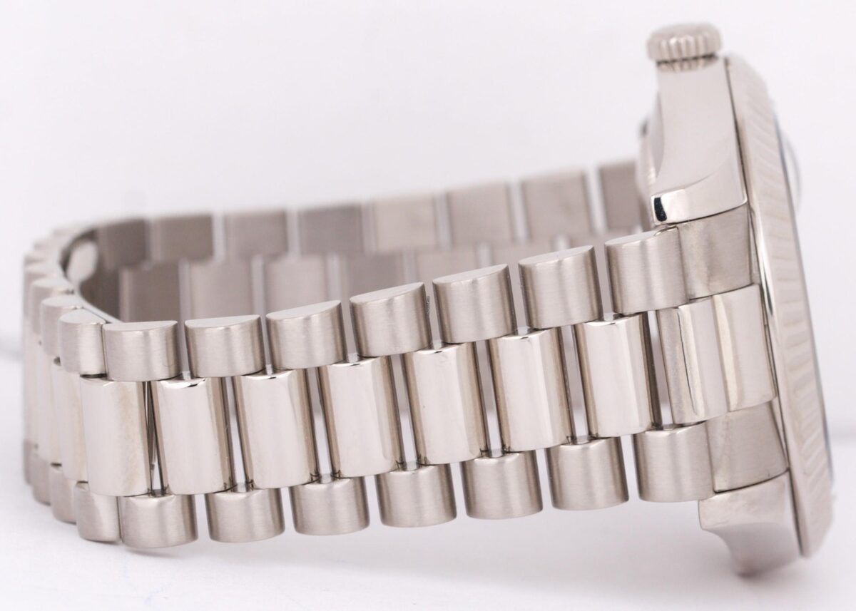 Rolex Day-Date II President 41mm Silver 18K White Gold Fluted Watch Replica