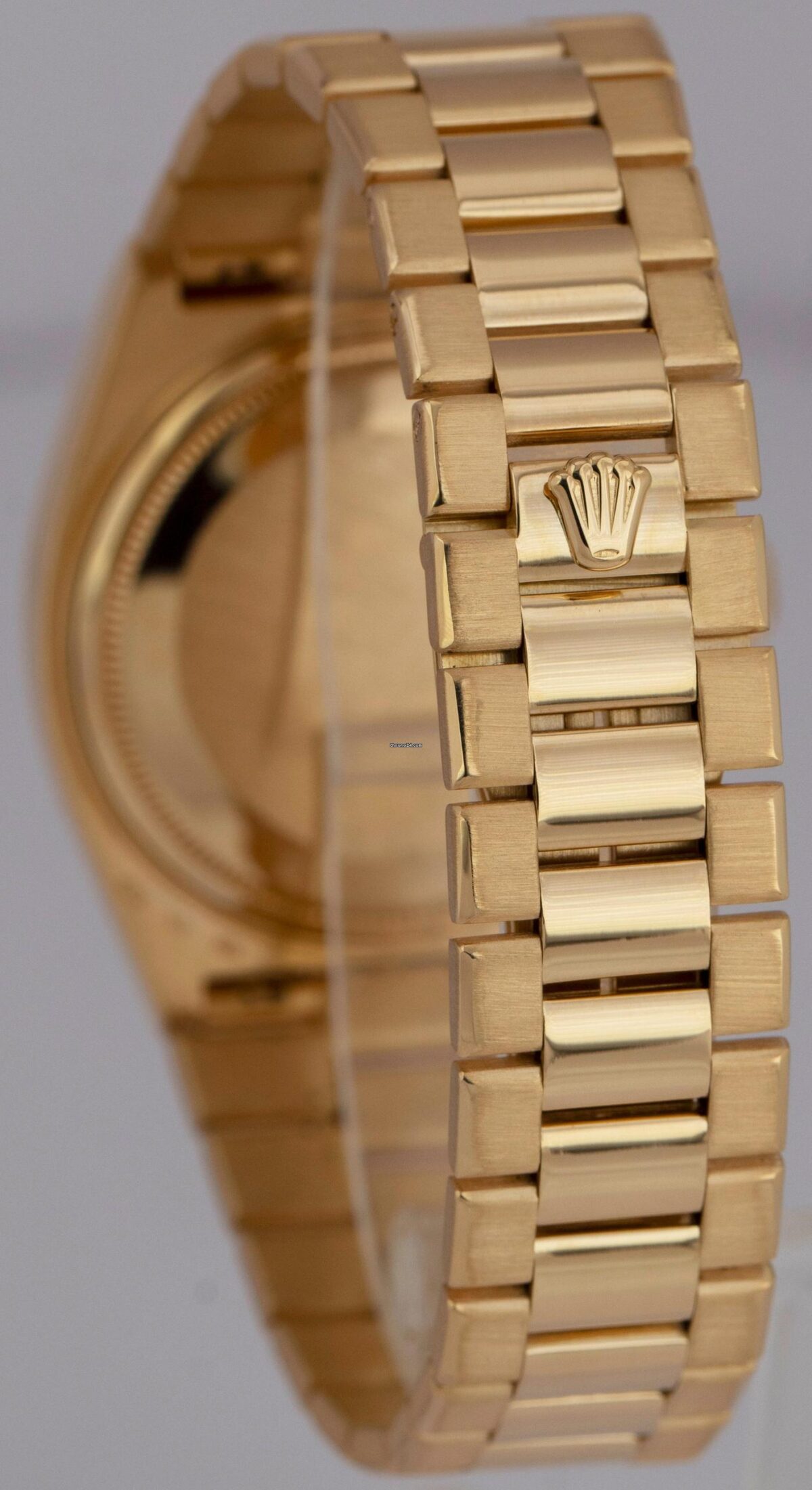 Rolex Day-Date Oysterquartz President Champagne 18K Yellow Gold Watch Replica