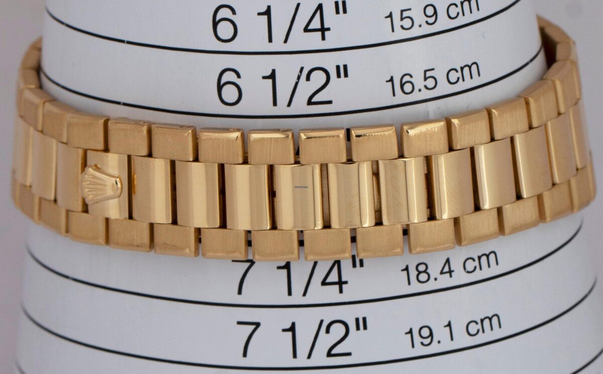 Rolex Day-Date Oysterquartz President Champagne 18K Yellow Gold Watch Replica