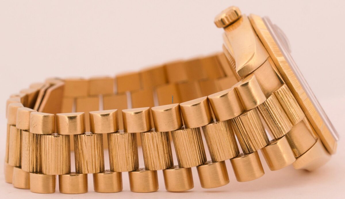 Rolex Day-Date President 36mm Factory Blue Diamond 18K Gold Bark Replica