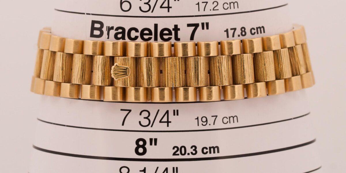 Rolex Day-Date President 36mm Factory Blue Diamond 18K Gold Bark Replica