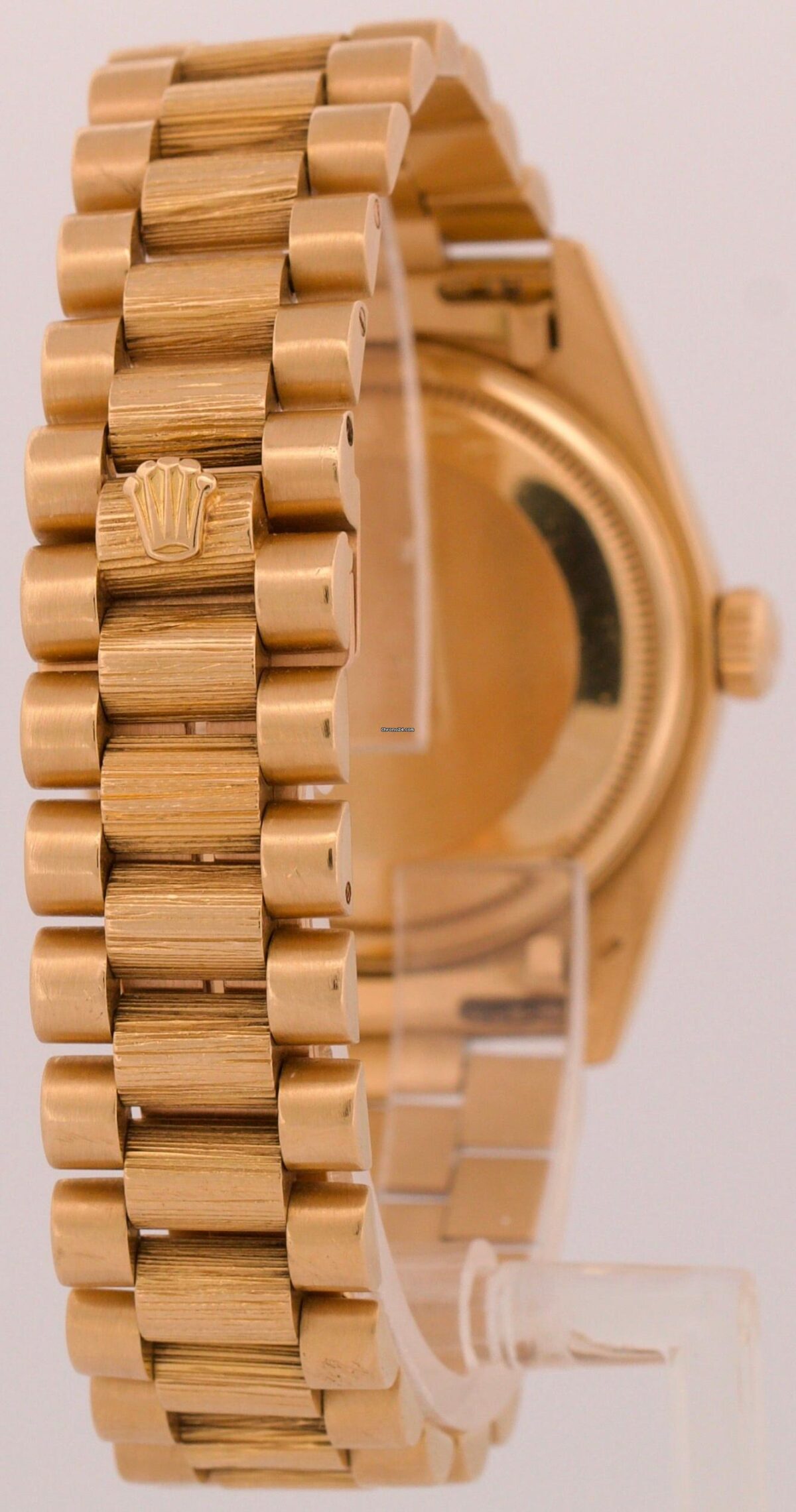 Rolex Day-Date President 36mm Factory Blue Diamond 18K Gold Bark Replica